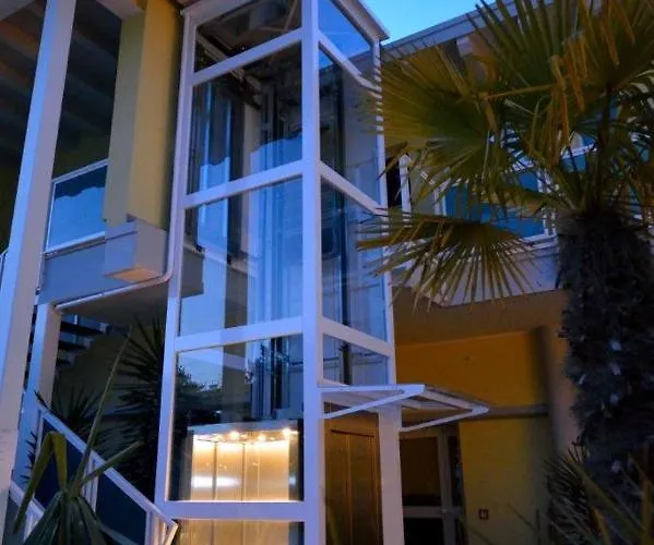 Alla Terrazza 3* بيبيوني